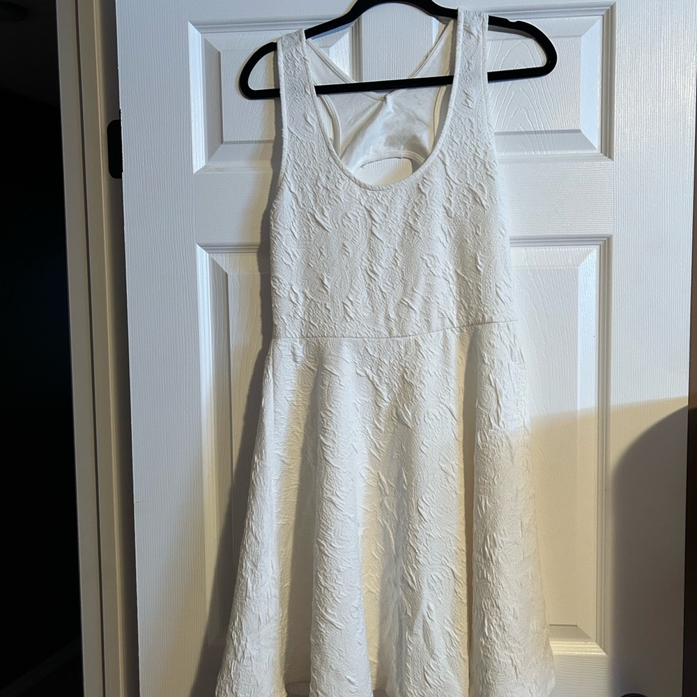 Elegant White Textured Dress
